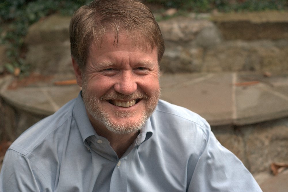 Larson Publications photo of author Paul Bennett